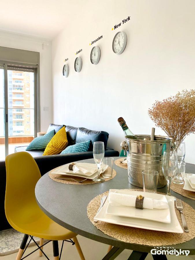 • Spacious Apartment In Trendy Akko/Acre • Exterior foto